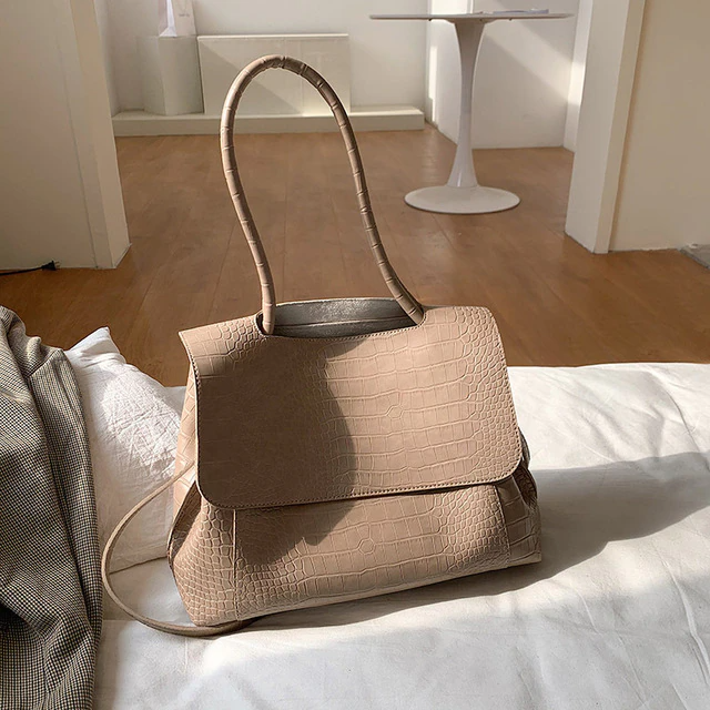 Large Capacity Vegan Leather Bag