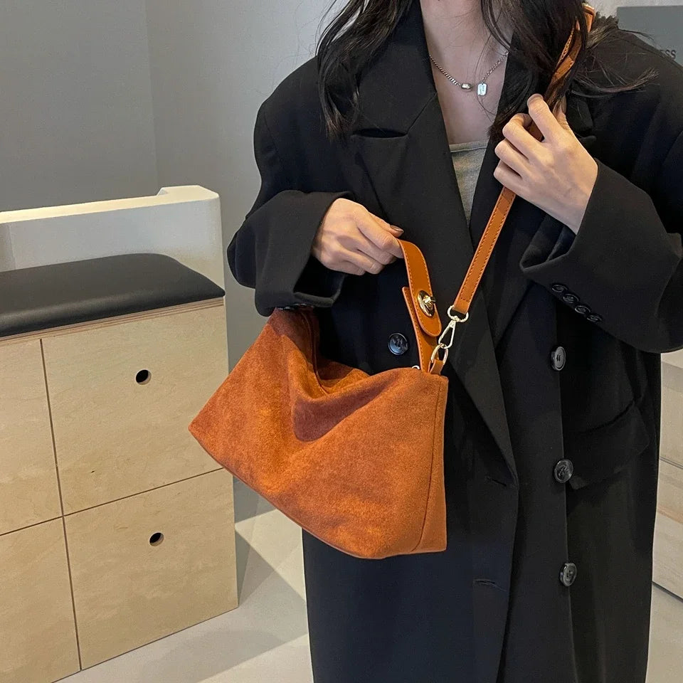 Retro Textured Bag