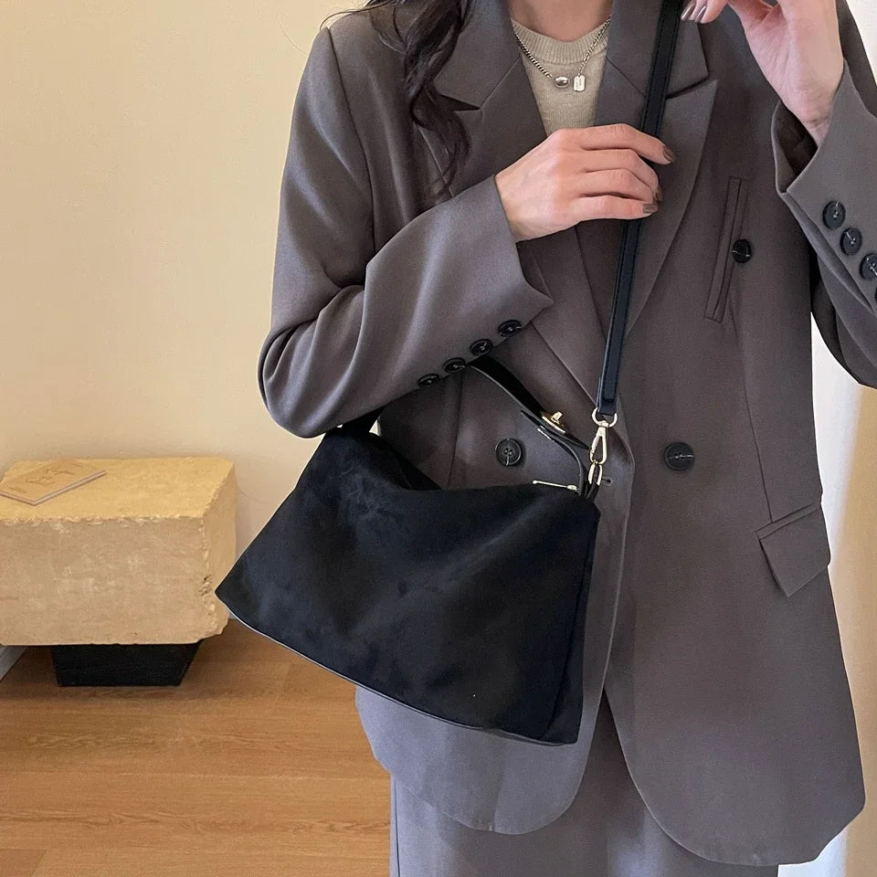 Retro Textured Bag