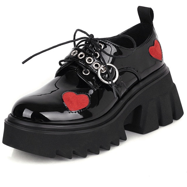 Zapatos de corazón de plataforma