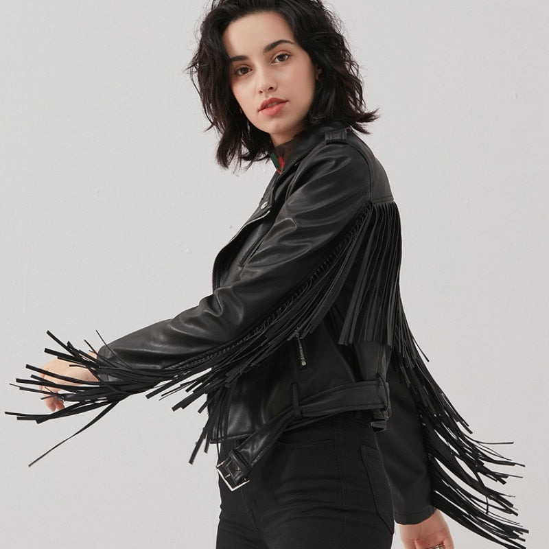 Helén-Chaqueta de cuero con flecos