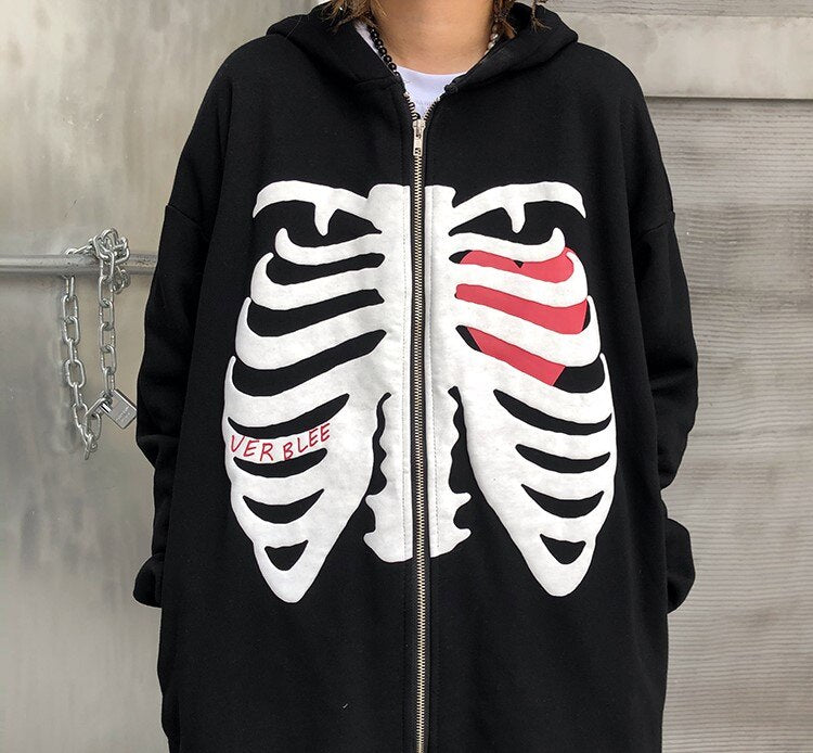 Sudadera con capucha con corazón de esqueleto